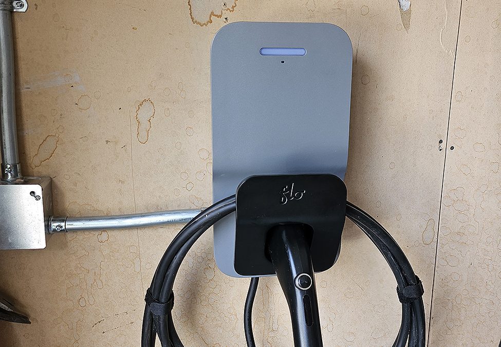 EV Charger Installation in Calgary: Level 1 vs. Level 2