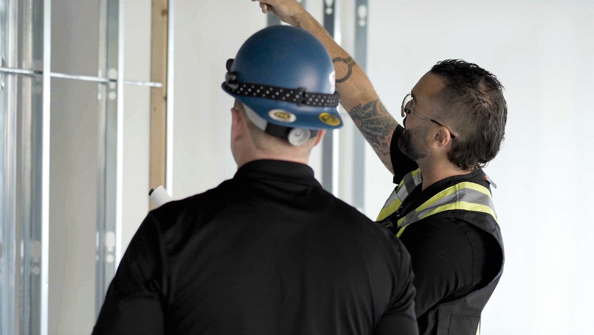 Crew Electrical Services electrician working in a Tuscany home