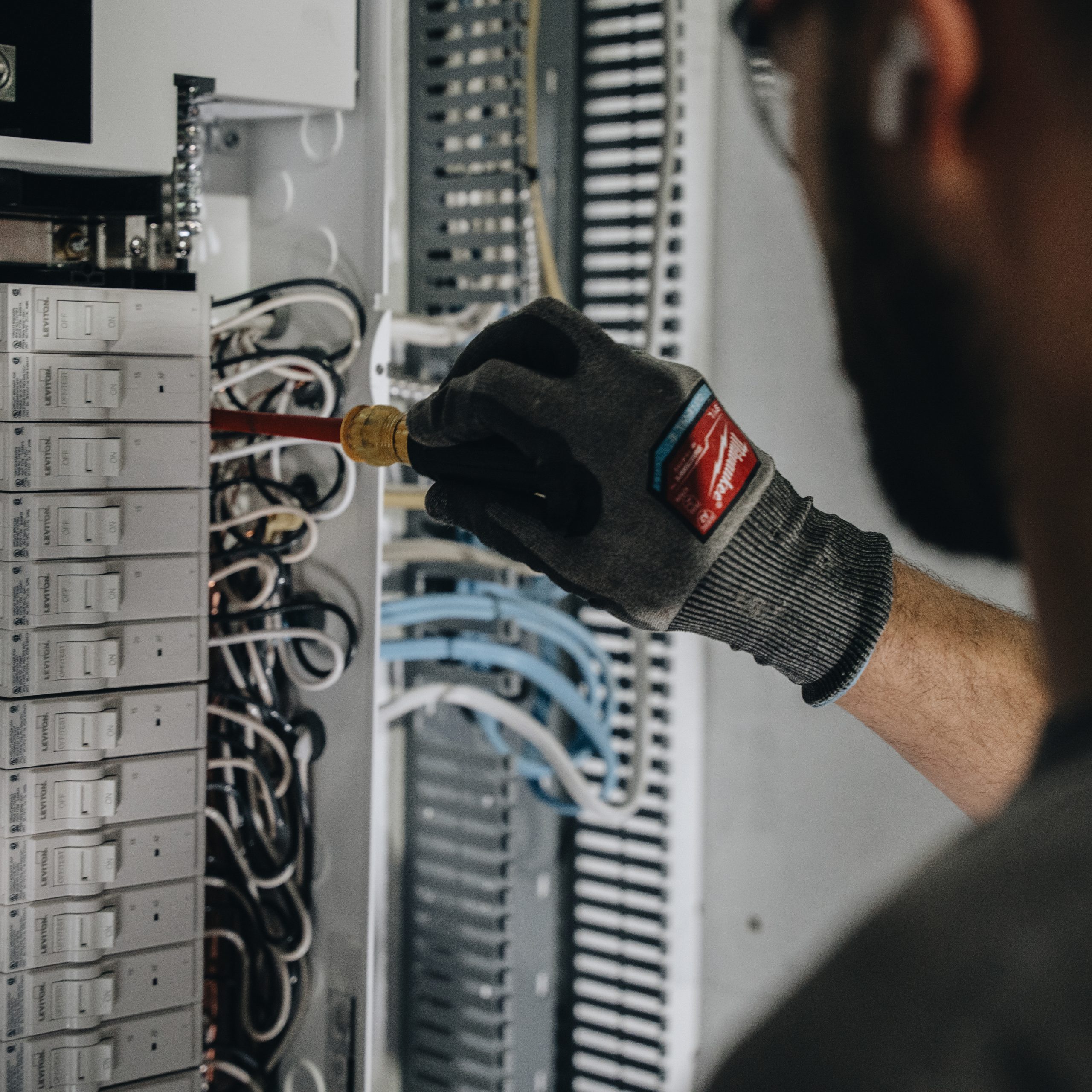 Home renovation electrical work in Mount Royal