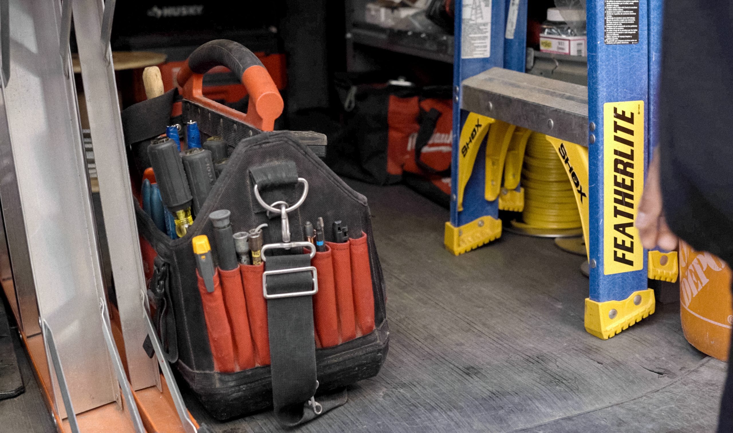 Outdoor lighting and power installation in Pump Hill