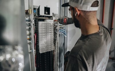 How a Commercial Electrician Calgary Handles Tenant Improvement Projects Efficiently